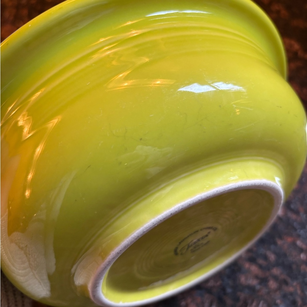 Fiesta Lime Green Large Bowl - Picture 3 of 4